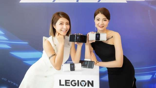 cover image of news article