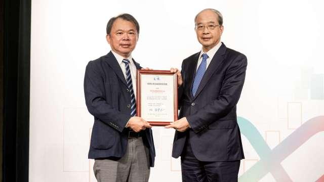 cover image of news article