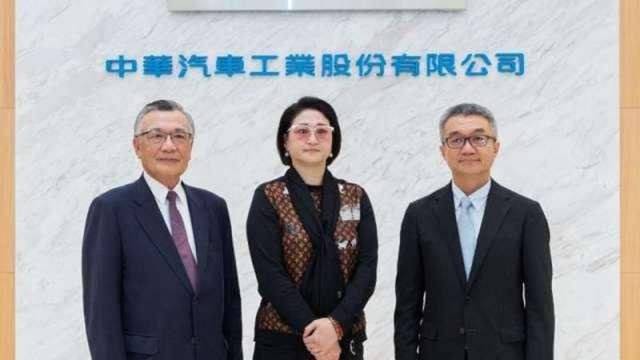 cover image of news article