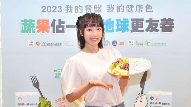 cover image of news article