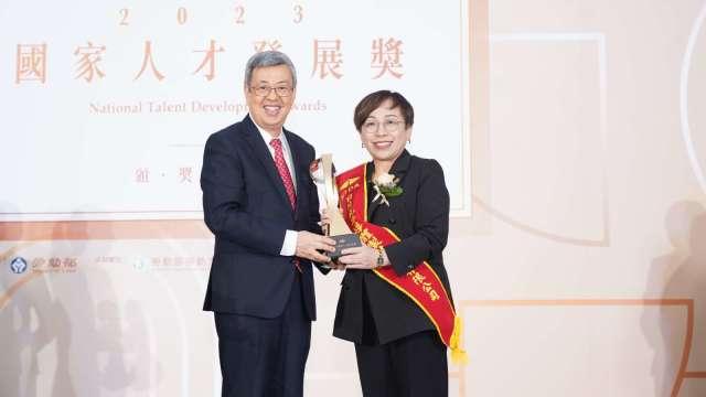 cover image of news article